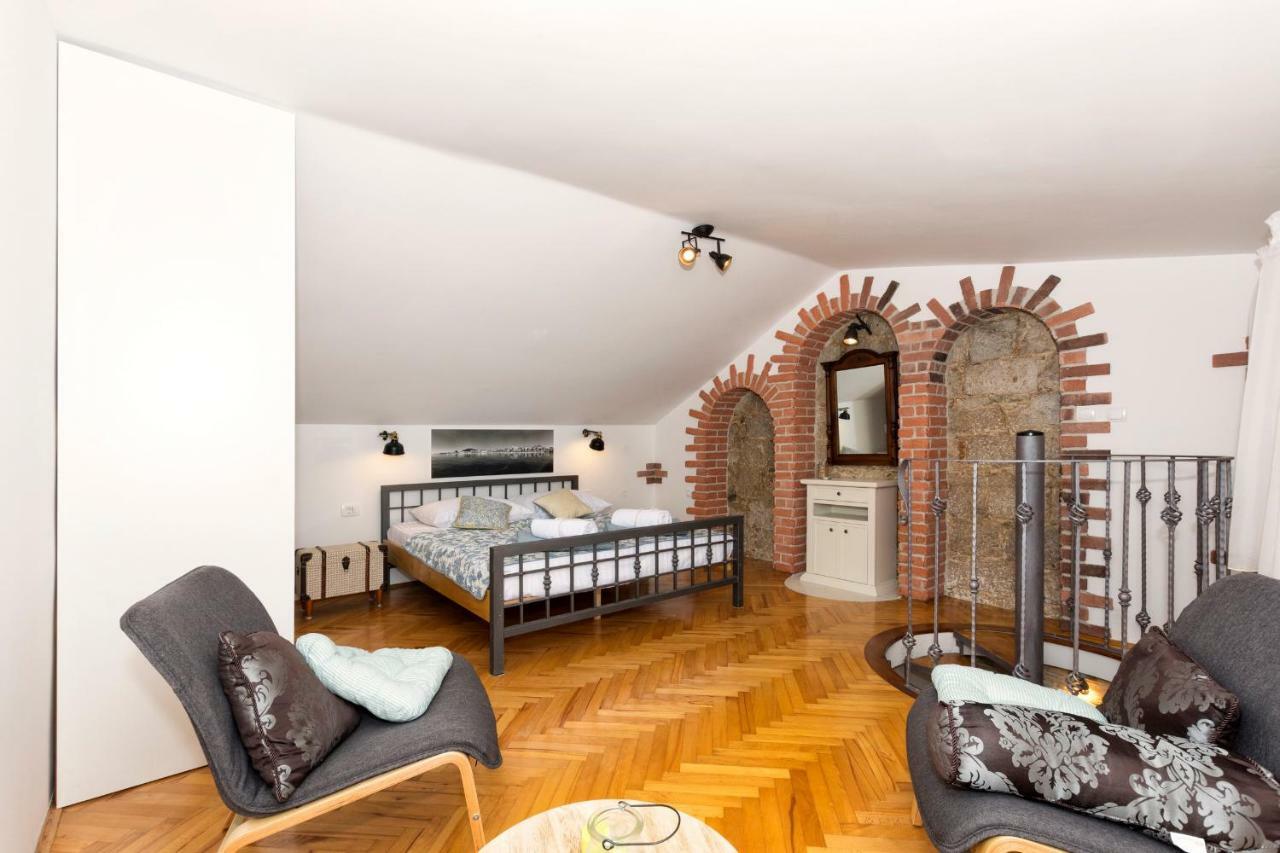 Old Split Apartment Buitenkant foto