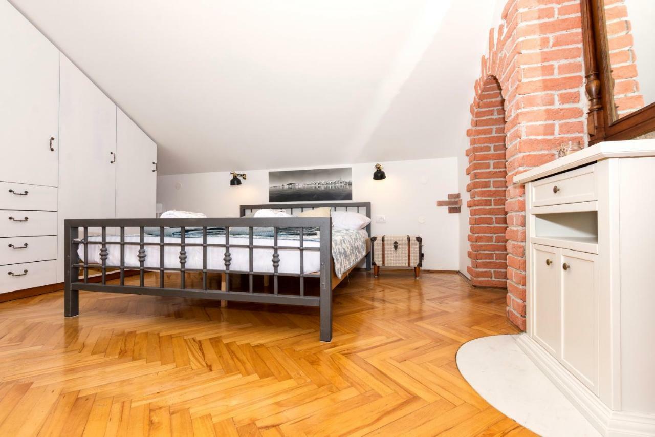 Old Split Apartment Buitenkant foto